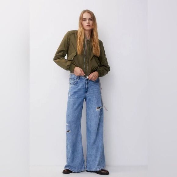 Pull&Bear military green Bomber Jacket. Medium - Picture 10 of 10